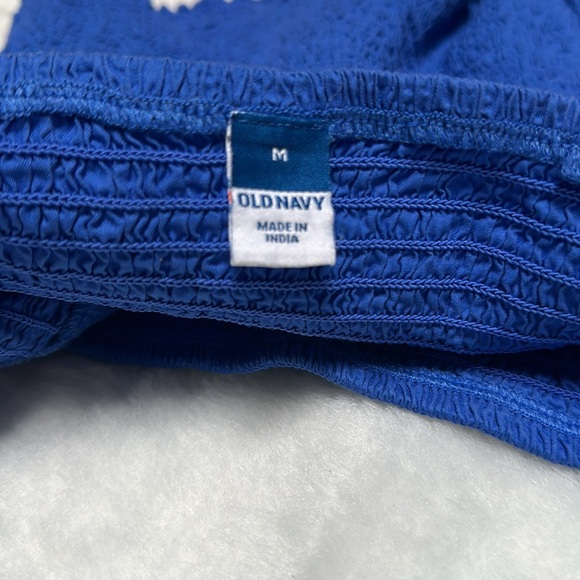 Old Navy Shirred Top - Picture 6 of 7